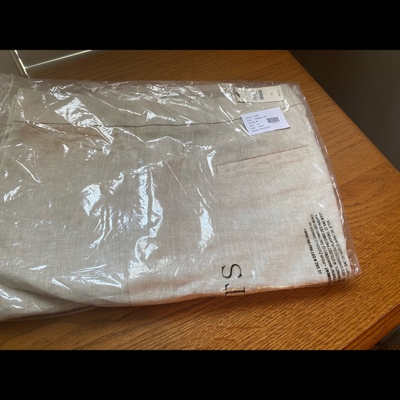 NWT Talbots oatmeal linen capris sz 10 - Picture 3 of 8